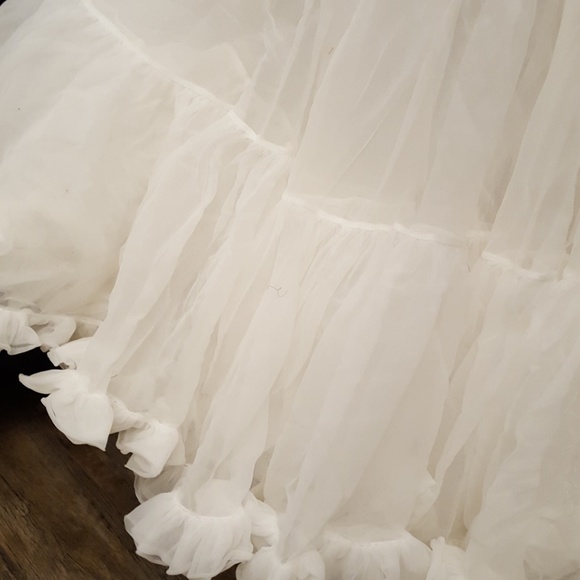 🎃 NWOT 4 layer 50's Petticoat - Picture 4 of 8